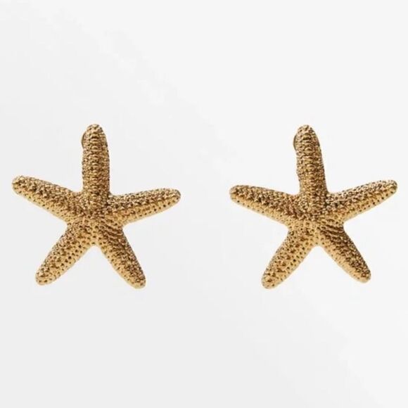 Gold textured starfish stud earrings N269 - Picture 1 of 6